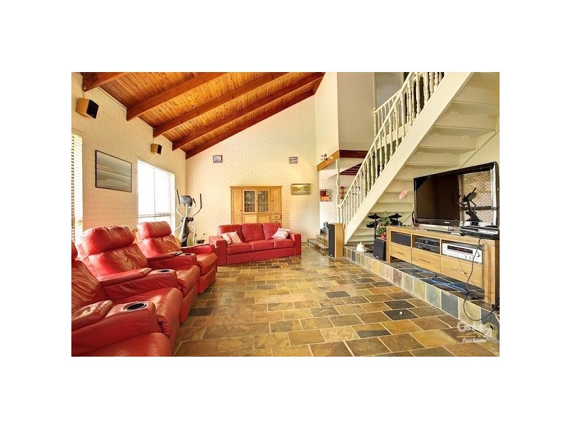 3 Vanessa Place, Victoria Point QLD 4165