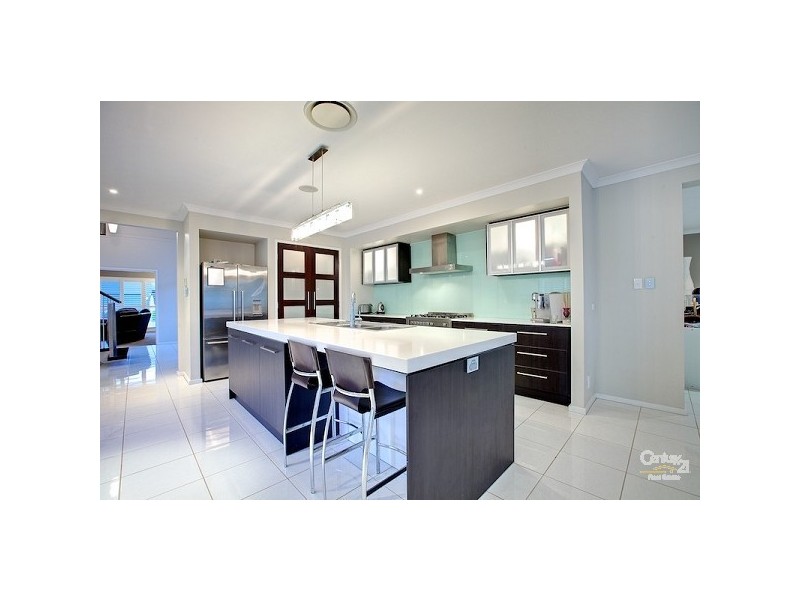 37 Allan Day Dr, Wellington Point QLD 4160