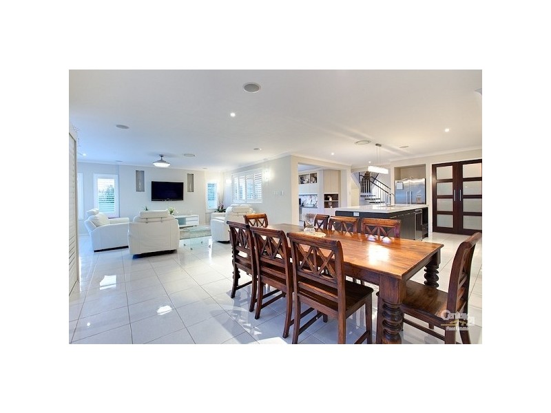 37 Allan Day Dr, Wellington Point QLD 4160