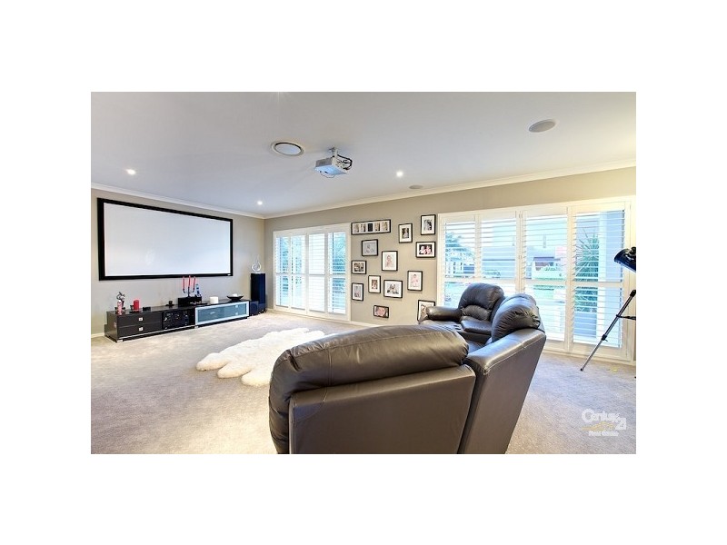 37 Allan Day Dr, Wellington Point QLD 4160