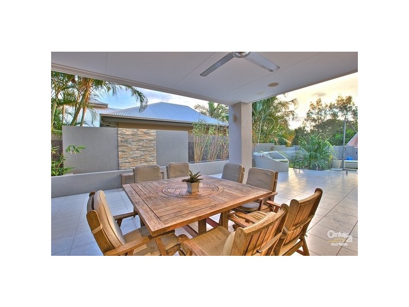 37 Allan Day Dr, Wellington Point QLD 4160