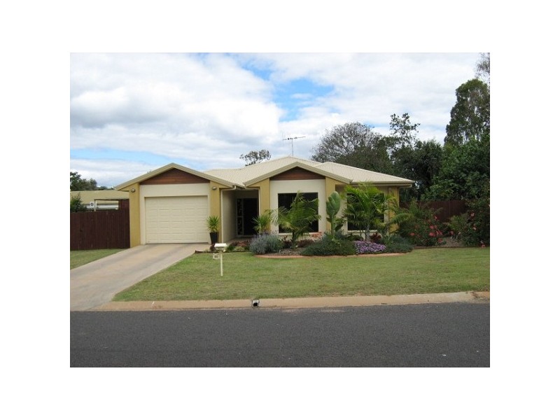 40 Yeates Street, Moranbah QLD 4744