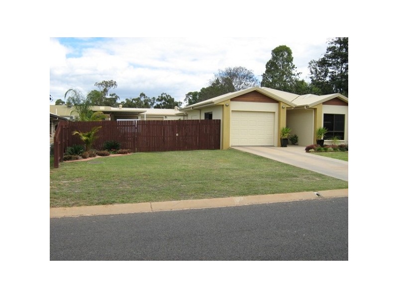 40 Yeates Street, Moranbah QLD 4744