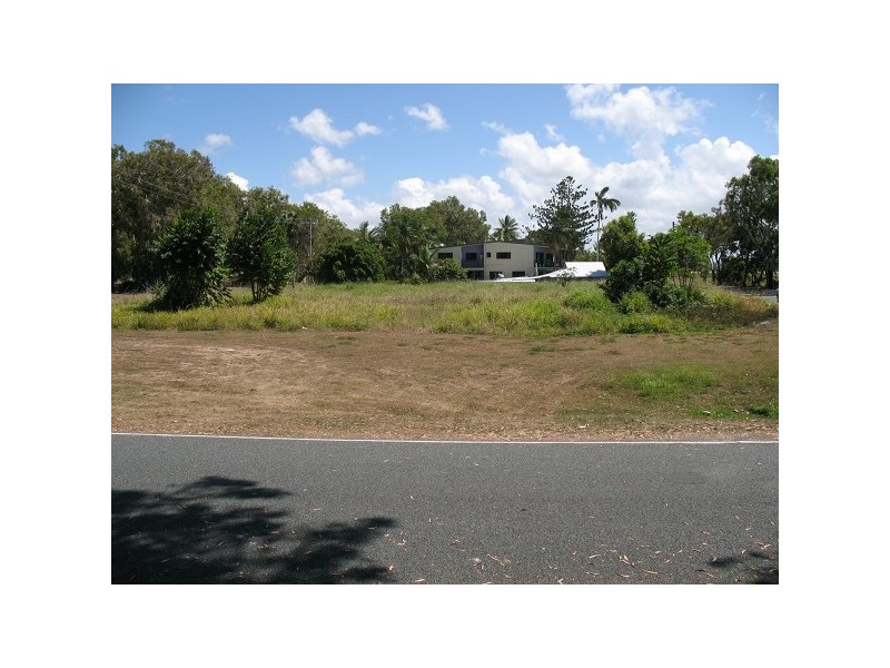 45 Slade Esplanade, Slade Point QLD 4740