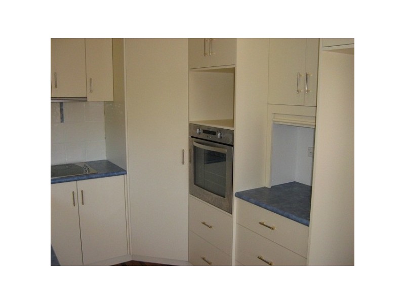 12 Gilbert Court, Moranbah QLD 4744