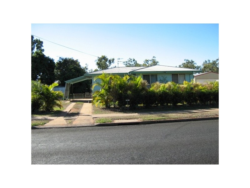 149 Mills Avenue, Moranbah QLD 4744