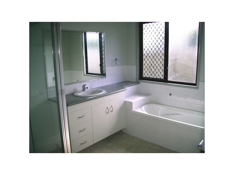 3D Beaconsfield Road, BEACONSFIELD, Mackay QLD 4740