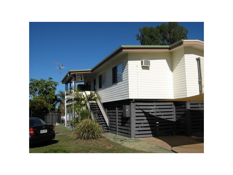 18 Barraclough Crescent, Moranbah QLD 4744