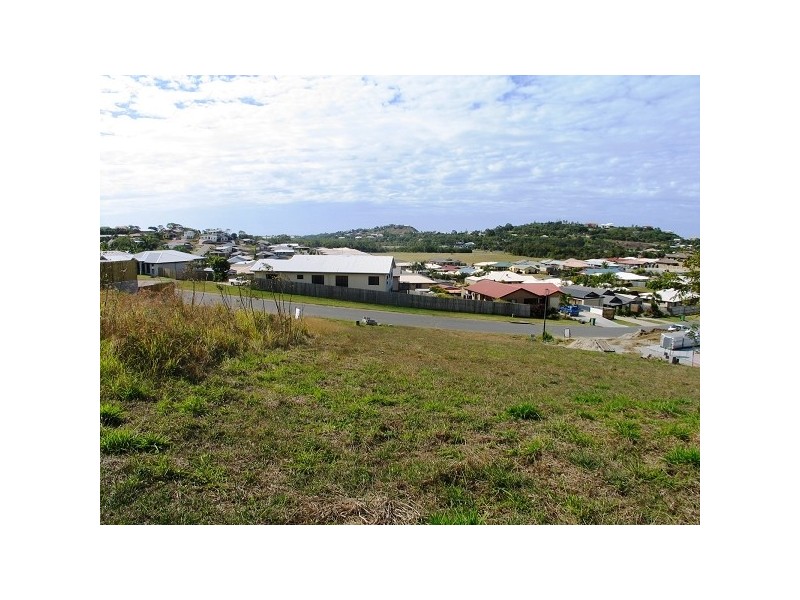 16 Cosford Drive, Eimeo QLD 4740