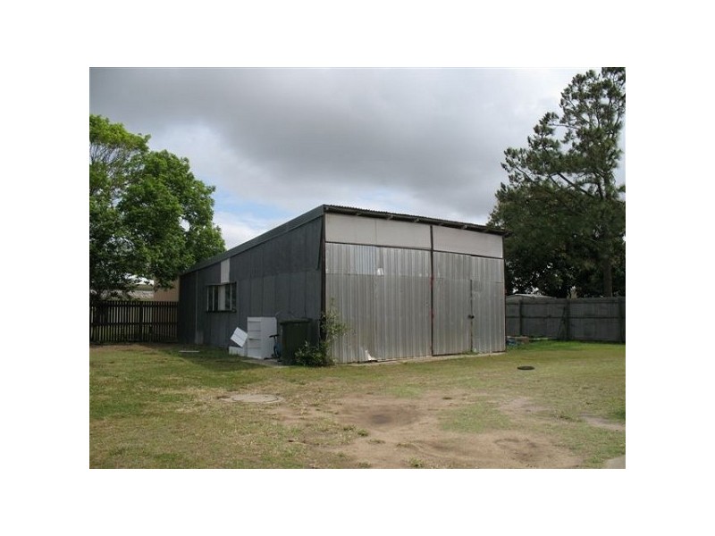 8 Knobel Street, North Mackay QLD 4740