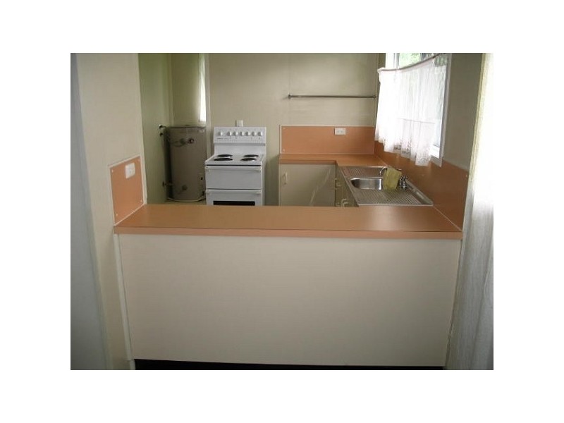 8 Mackay Street, Moranbah QLD 4744