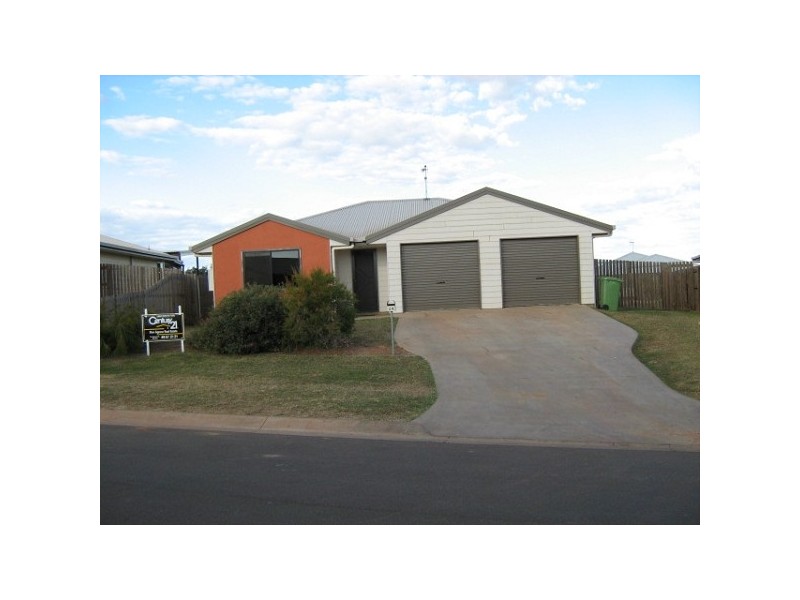 24 Savannah Drive, Moranbah QLD 4744