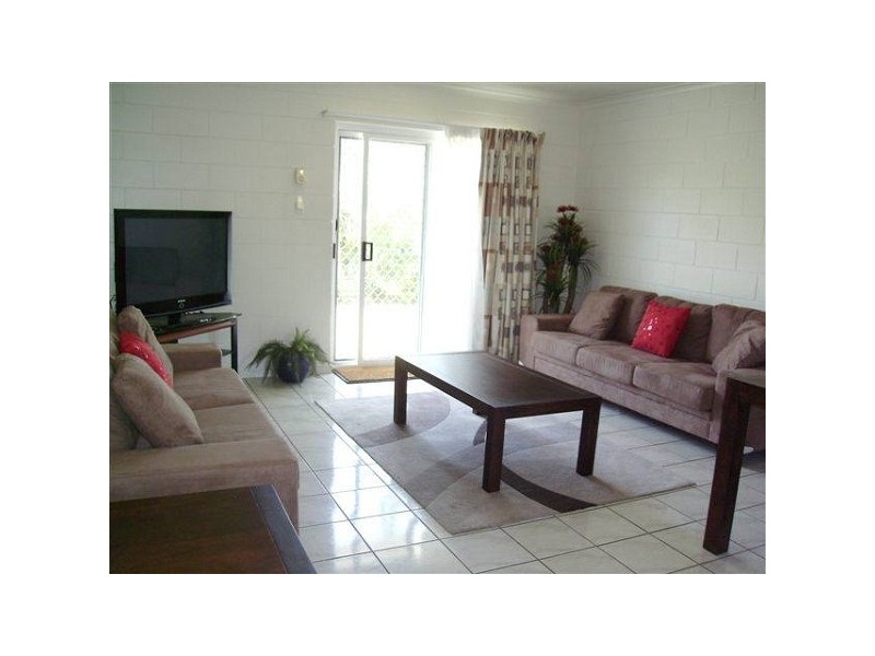 Unit 2/2 Coral Drive, Blacks Beach, Blacks Beach QLD 4740