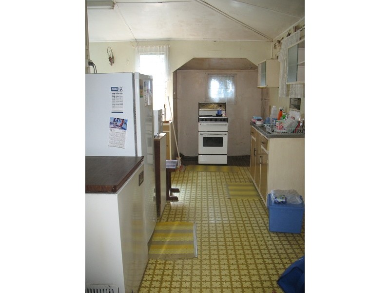 28 Bassett Street, North Mackay QLD 4740