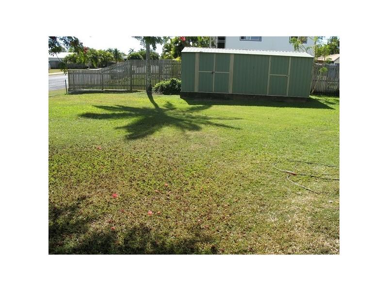 50 Nicklin Drive, Beaconsfield QLD 4740