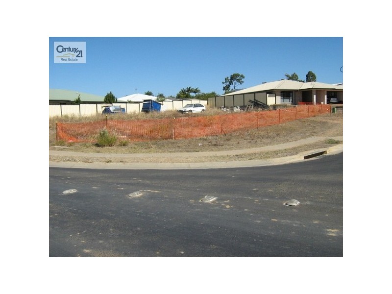 18 Schifcofske Drive, Moranbah QLD 4744