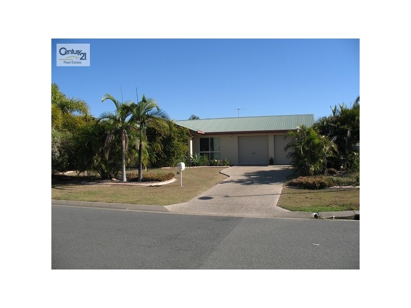 16 Freeman Avenue, Slade Point QLD 4740