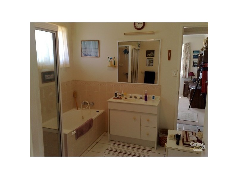 1 Aberdeen Court, Beaconsfield QLD 4740