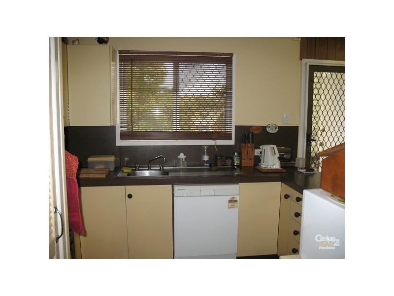 33 Graves Street, North Mackay QLD 4740