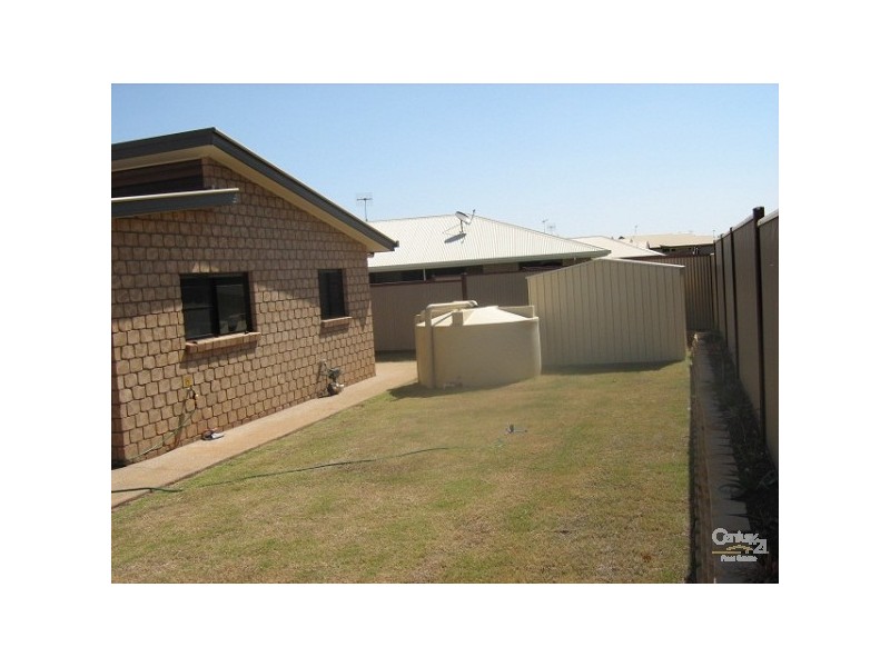 29 Thurston Drive, Moranbah QLD 4744