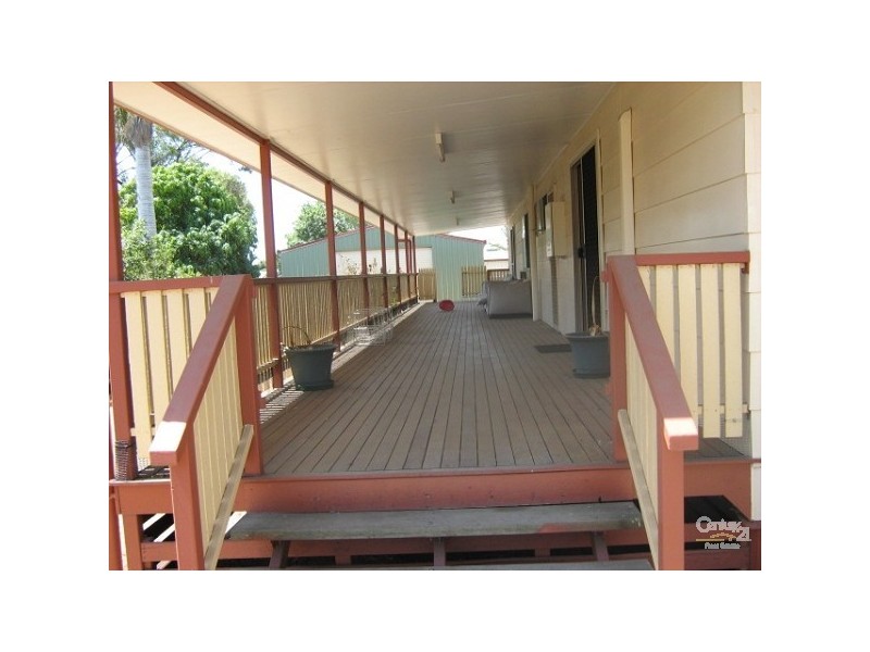 35 Belyando Avenue, Moranbah QLD 4744