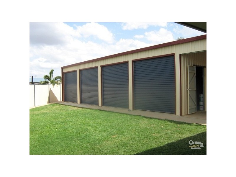 48 Schifcofske Drive, Moranbah QLD 4744