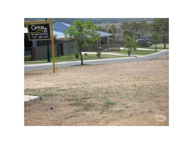 2 Crestview Crescent, Bucasia QLD 4750