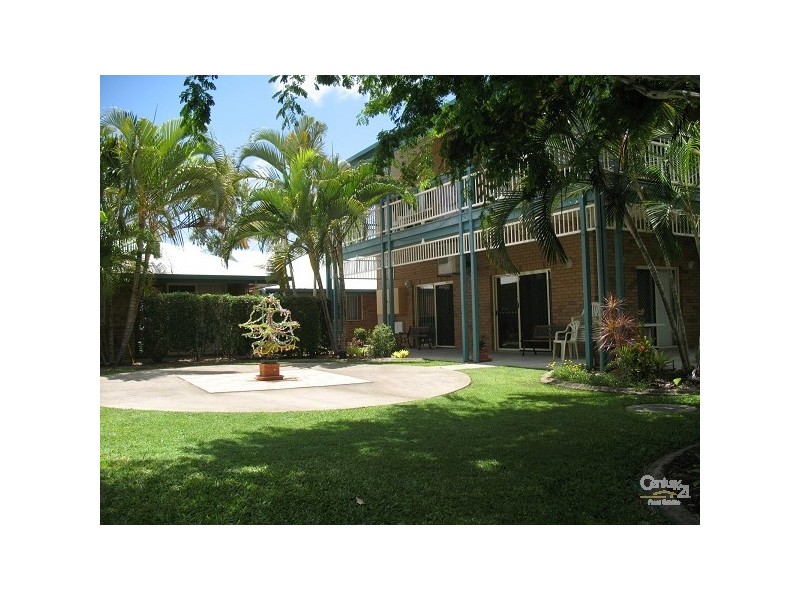 8/4 Don Wright Court, Andergrove QLD 4740