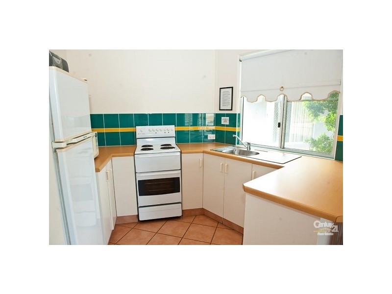 5/73 Illawong Drive, South Mackay QLD 4740