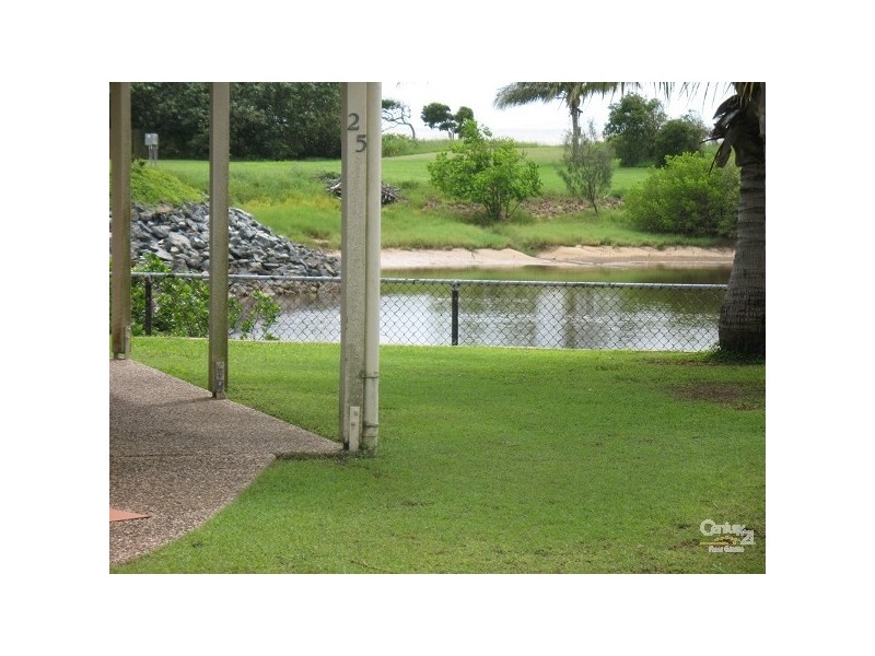 5/73 Illawong Drive, South Mackay QLD 4740