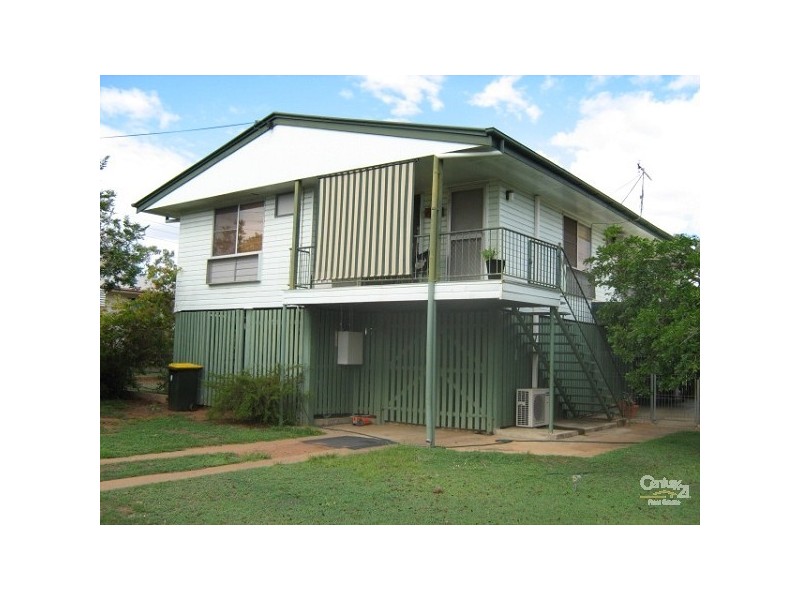 4 Reef  Drive, Moranbah QLD 4744