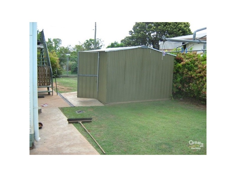 4 Reef  Drive, Moranbah QLD 4744