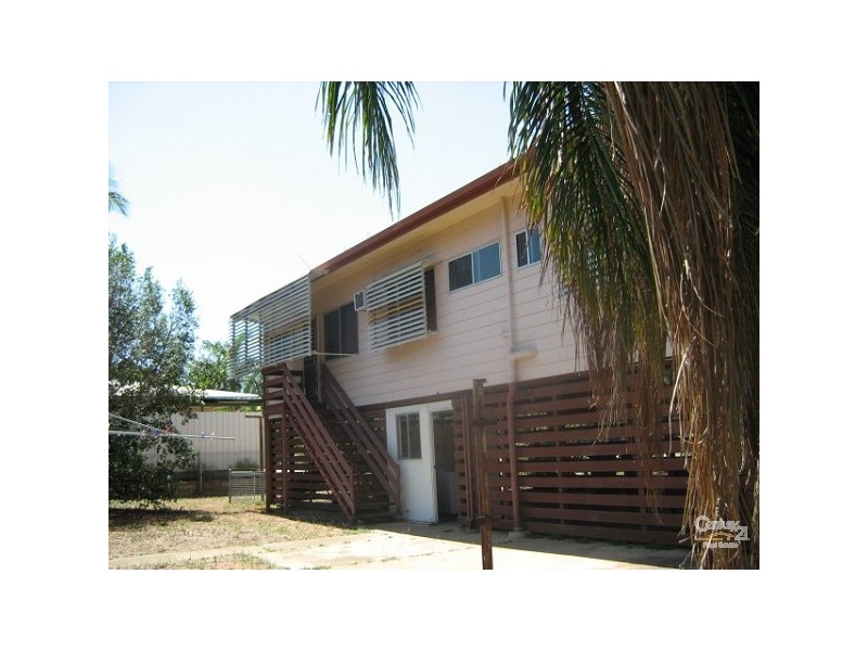 41 Jackson Avenue, Moranbah QLD 4744