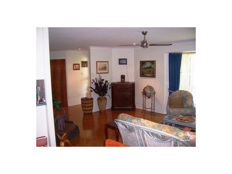 30 Vassallo Drive, Glenella QLD 4740