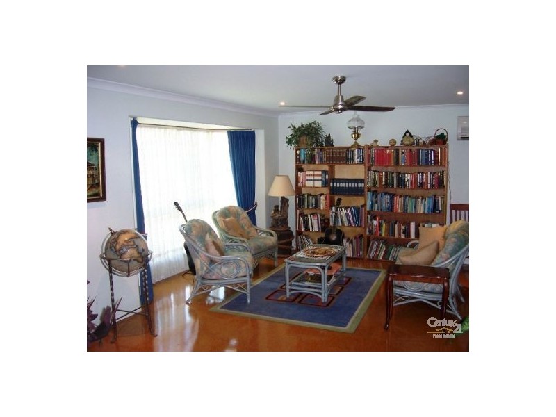 30 Vassallo Drive, Glenella QLD 4740