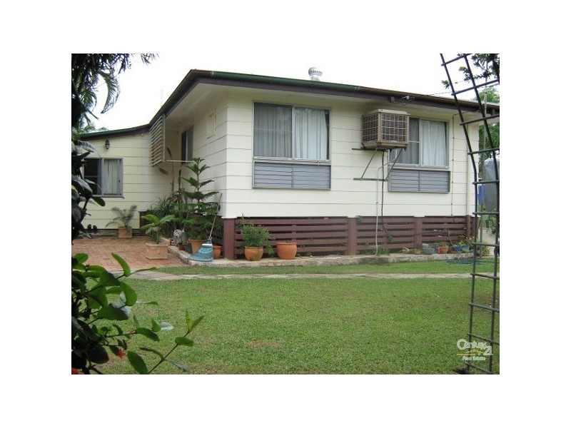 18 Archer Drive, Moranbah QLD 4744