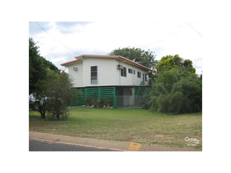 5 YEATES ST, Moranbah QLD 4744