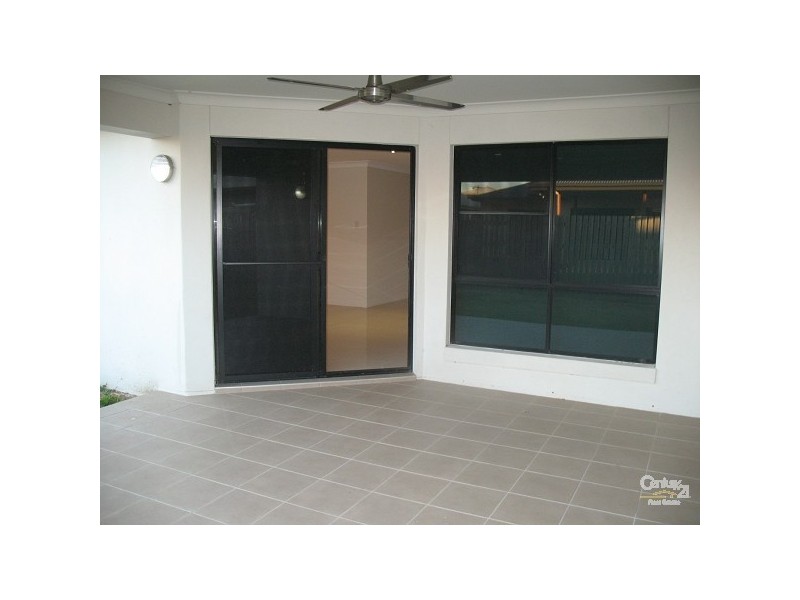 9 FRIARBIRD AVENUE, Blacks Beach QLD 4740