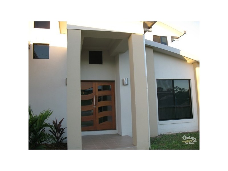 9 FRIARBIRD AVENUE, Blacks Beach QLD 4740