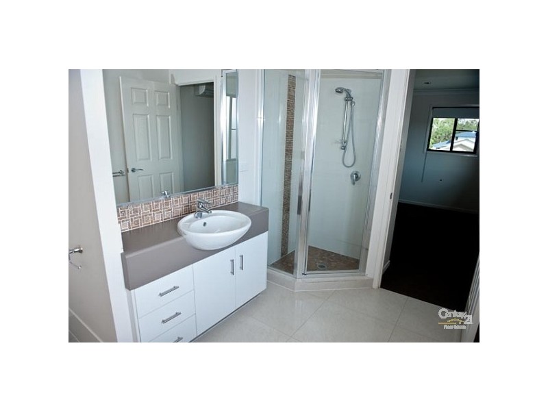 9 FRIARBIRD AVENUE, Blacks Beach QLD 4740