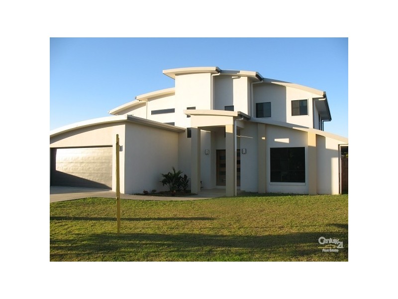 9 FRIARBIRD AVENUE, Blacks Beach QLD 4740