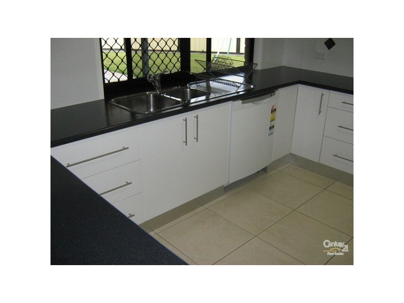 6 LONGMAN DRIVE, Moranbah QLD 4744