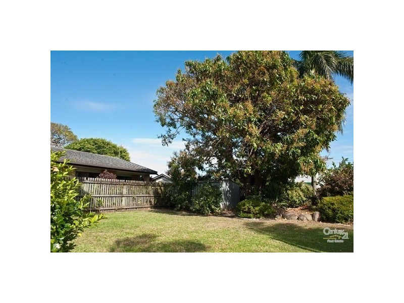 4 MOORE STREET, Mackay QLD 4740