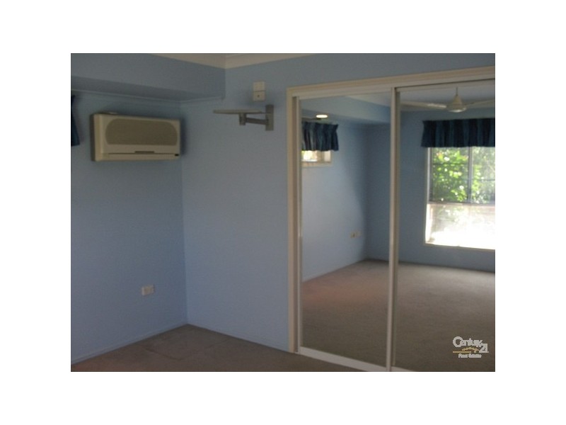 9 GROSVENOR PLACE, West Mackay QLD 4740