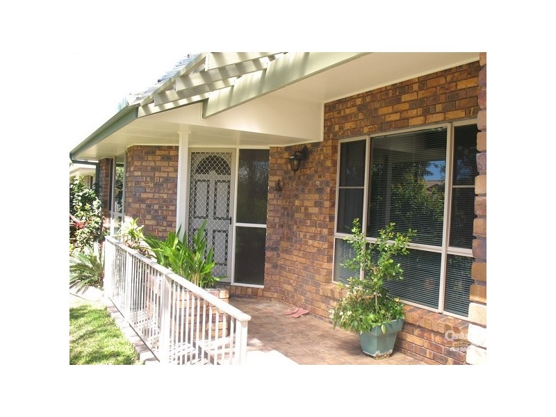 9 GROSVENOR PLACE, West Mackay QLD 4740