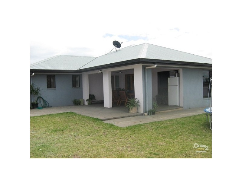 12 MACPHERSON STREET, Moranbah QLD 4744