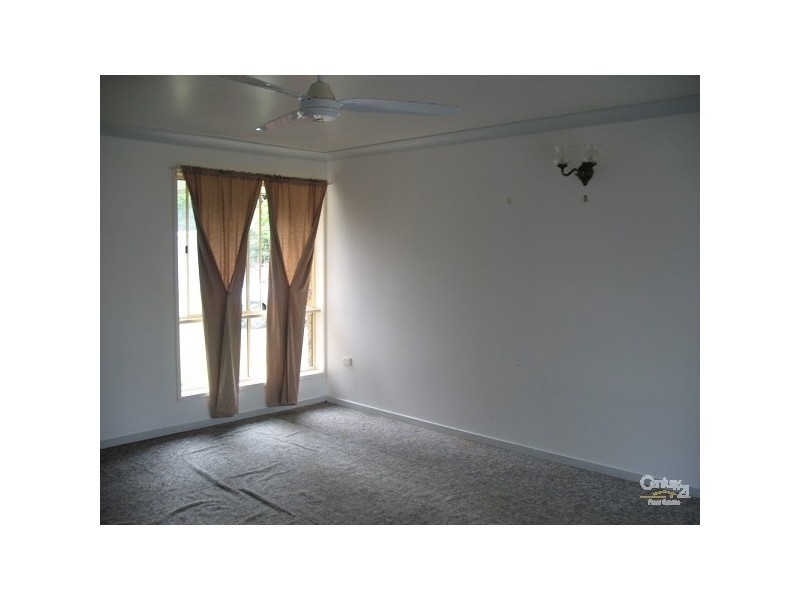 11 Elizabeth Drive, Bucasia QLD 4750