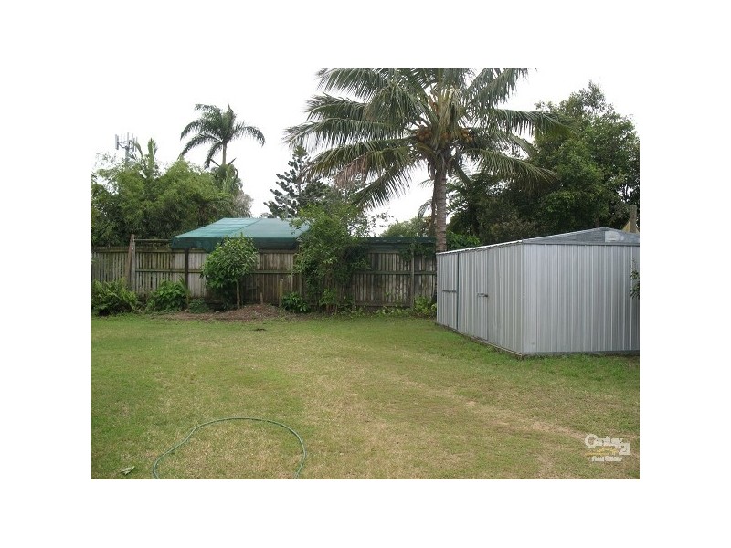 11 Elizabeth Drive, Bucasia QLD 4750