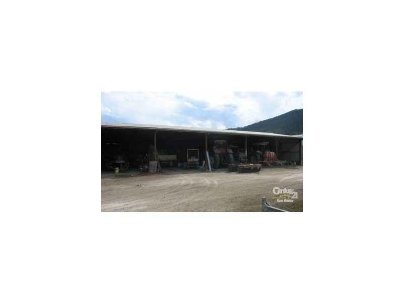 70 JONES RD, Eton North QLD 4741