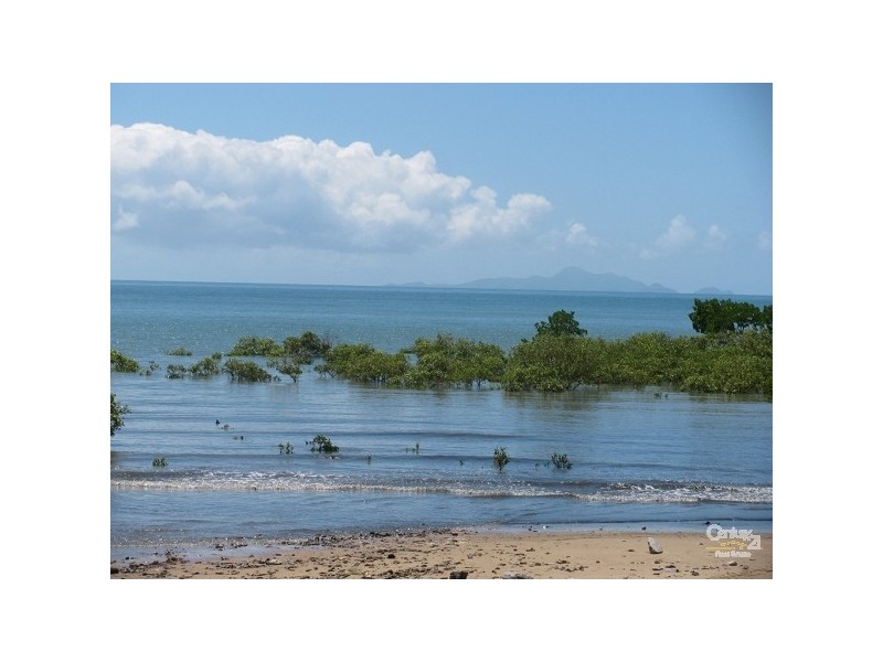 43 Slade Esplanade, Slade Point QLD 4740